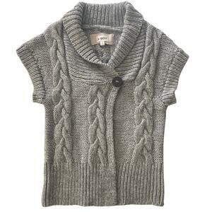 In Stitches Cableknit Sweater Vest Womens Size M Gray Chunky Soft Layer Work